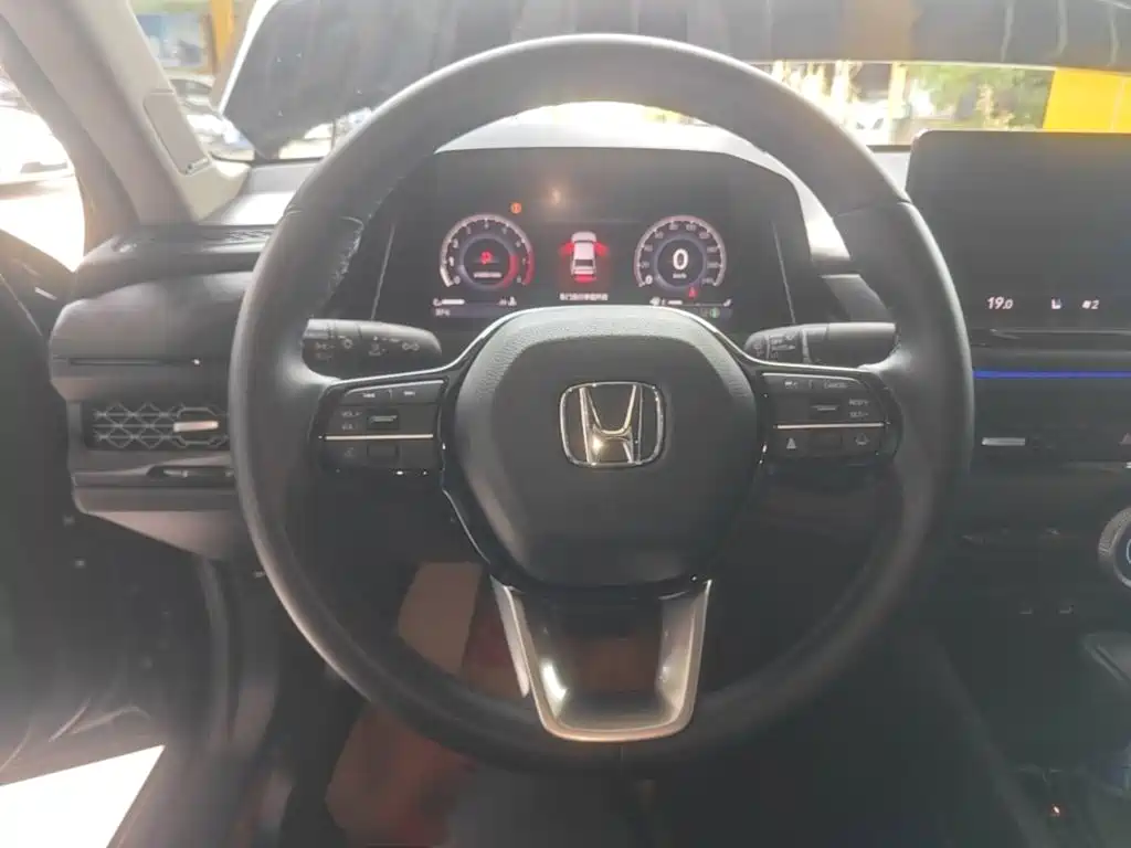Honda Accord 2025 — фото 11