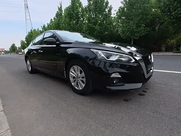 Nissan Teana 2021