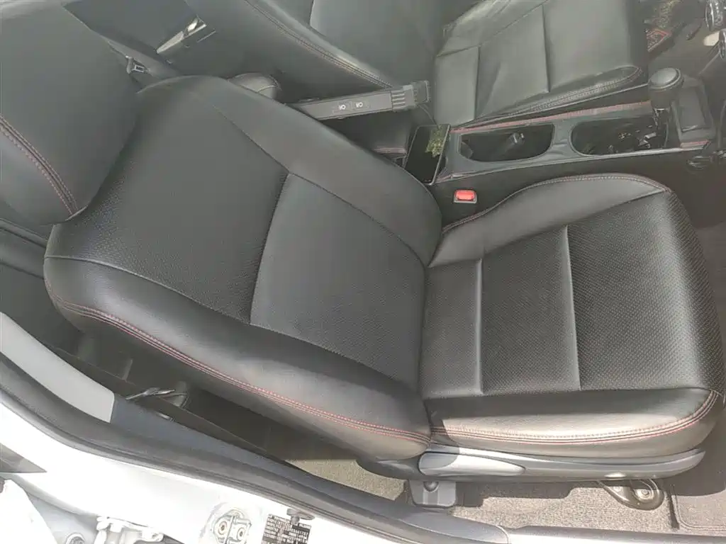 Toyota Yaris L 2019 — фото 20