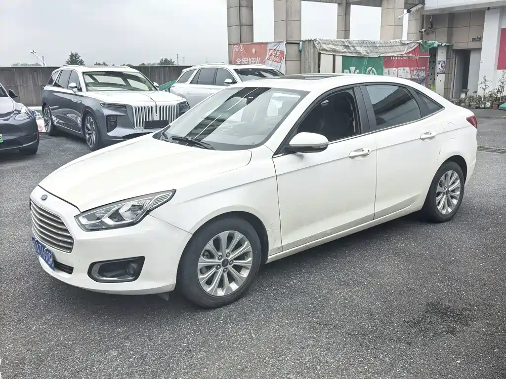 Ford Escort 2016