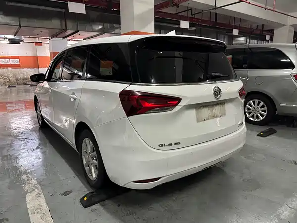 Buick GL6 2017