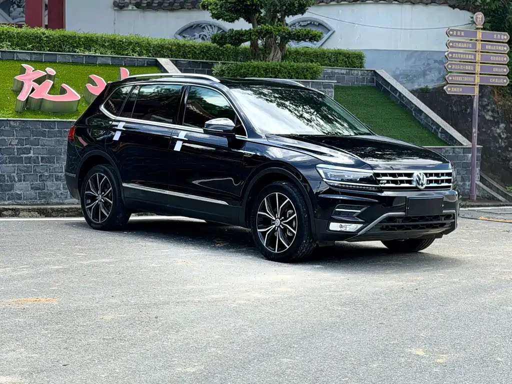 Volkswagen Tiguan L 2019