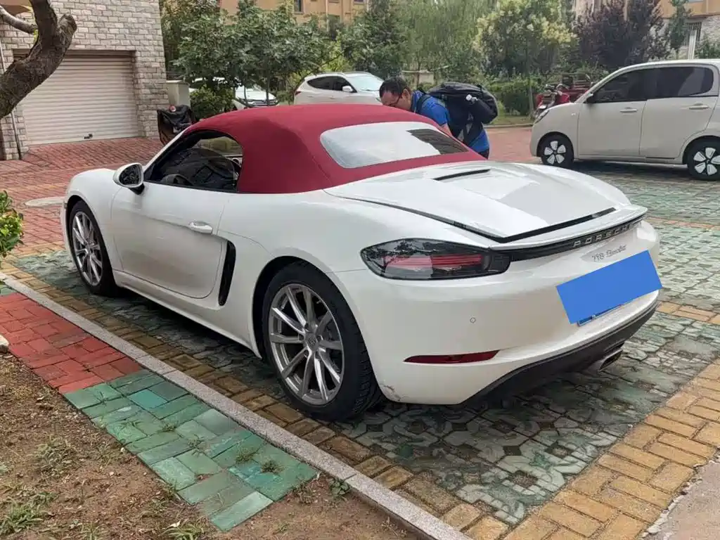 Porsche 718 2024