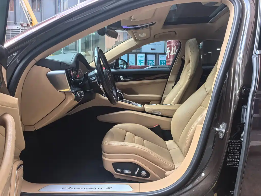 Porsche Panamera 2018 — фото 27