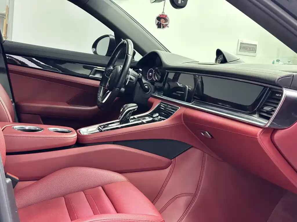 Porsche Panamera 2021 — фото 17