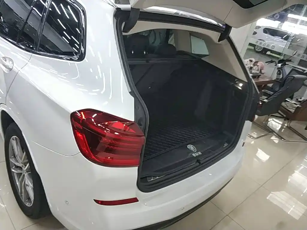 BMW X3 2018 — фото 19