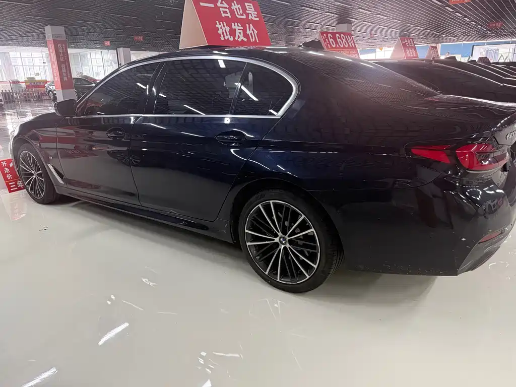 BMW 5 Series 2022