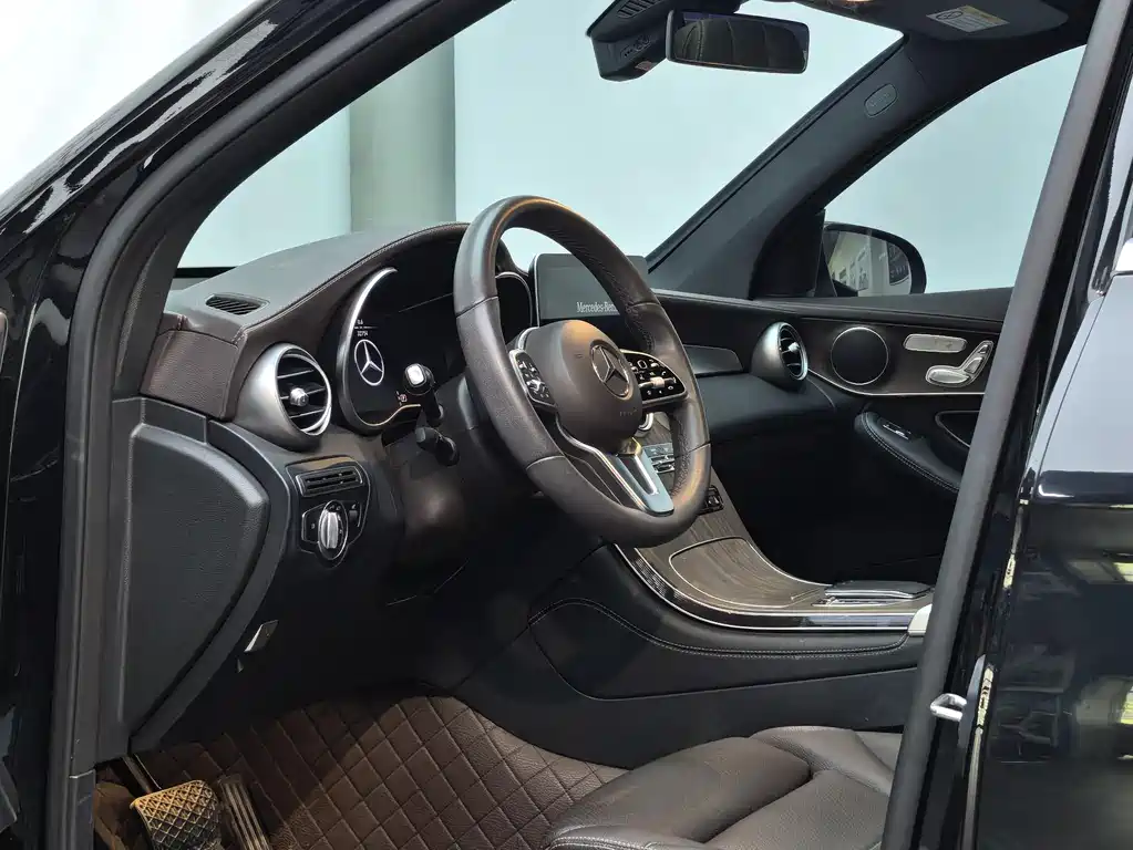 Mercedes-Benz GLC 2021 — фото 10