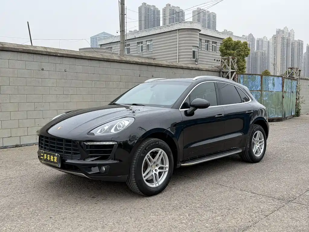 Porsche Macan 2016
