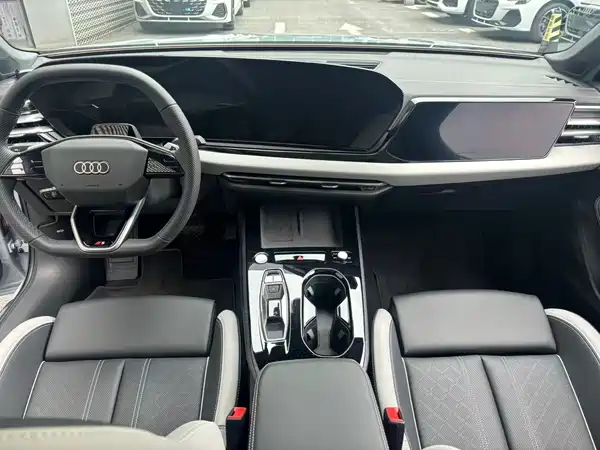 Audi A5L 2025