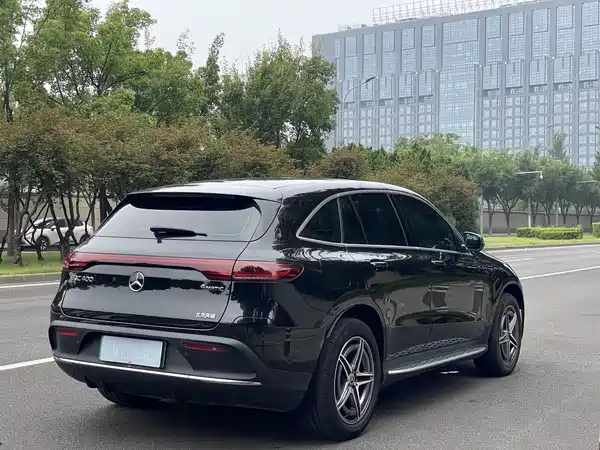 Mercedes-Benz EQC 2022