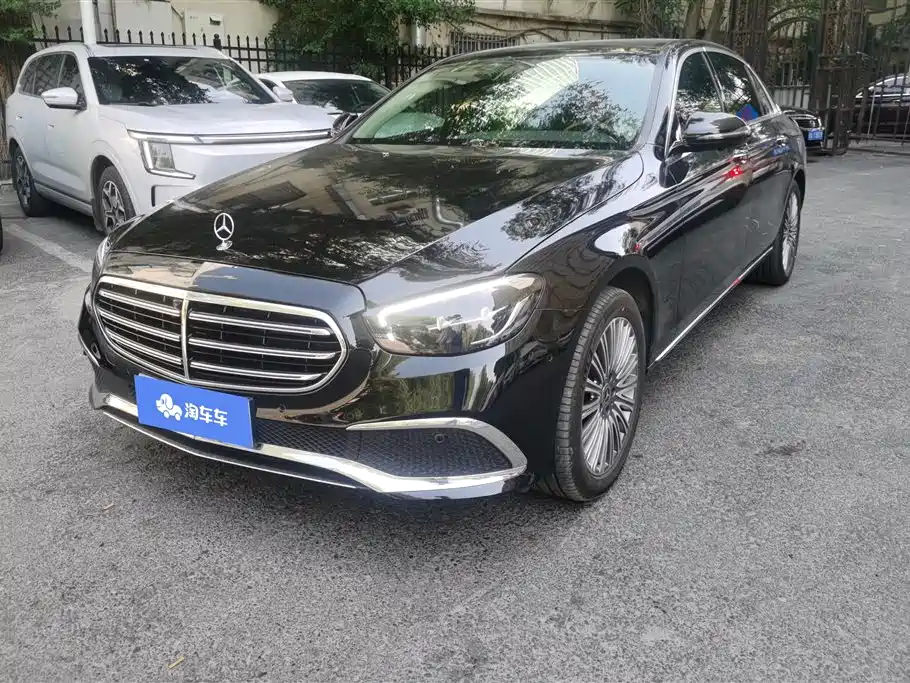 Mercedes-Benz E-Class 2023