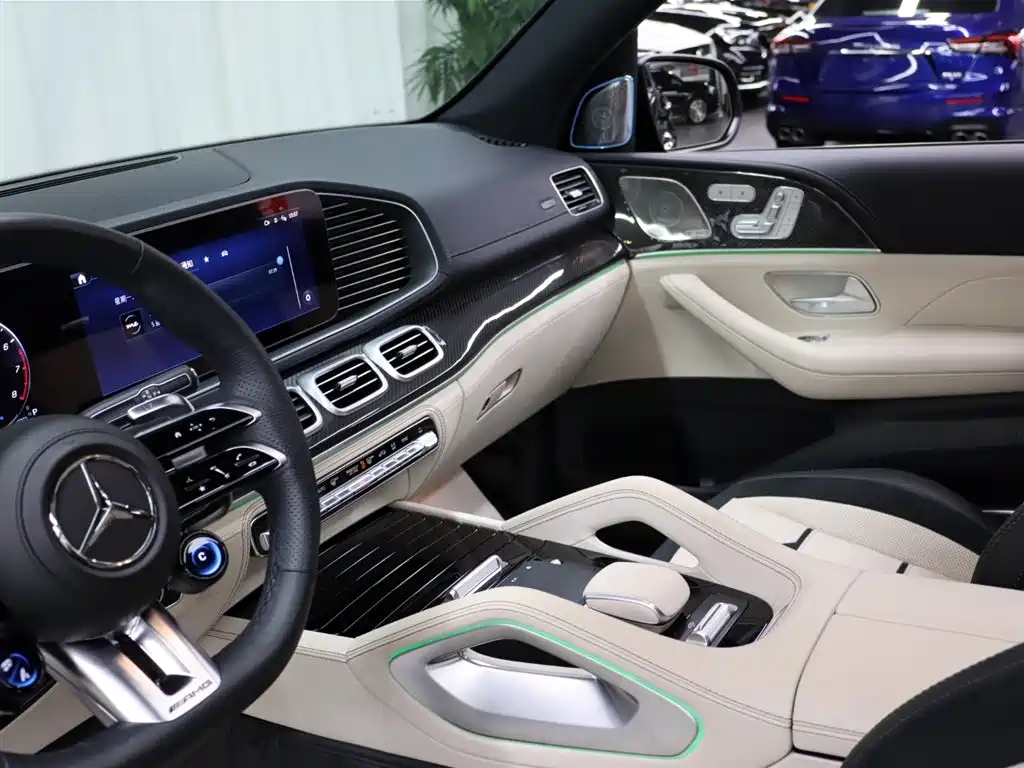 Mercedes-Benz GLE AMG 2024 — фото 11