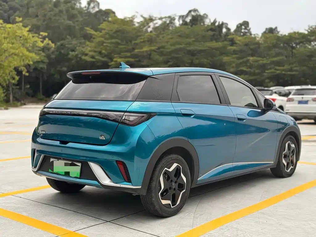 BYD Dolphin 2022 — фото 22