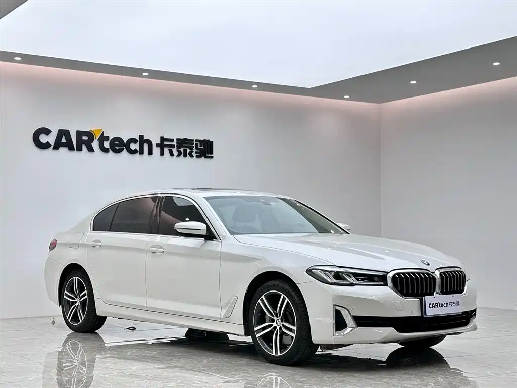 BMW 5 Series 2023