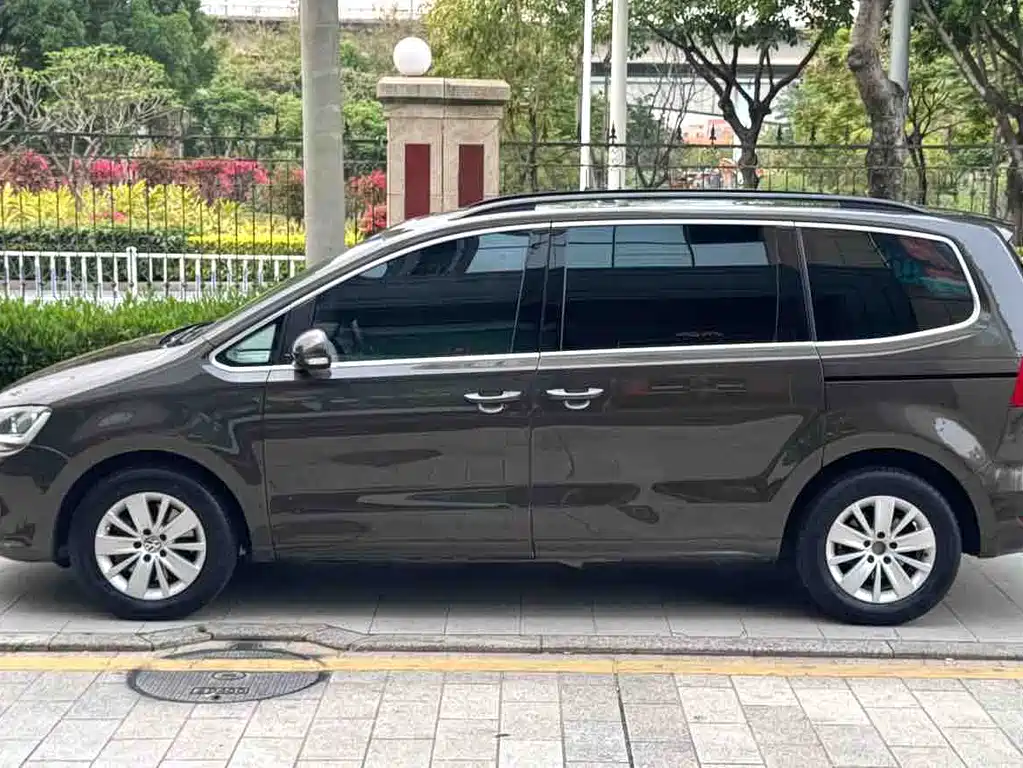 Volkswagen Sharan 2016 — фото 7