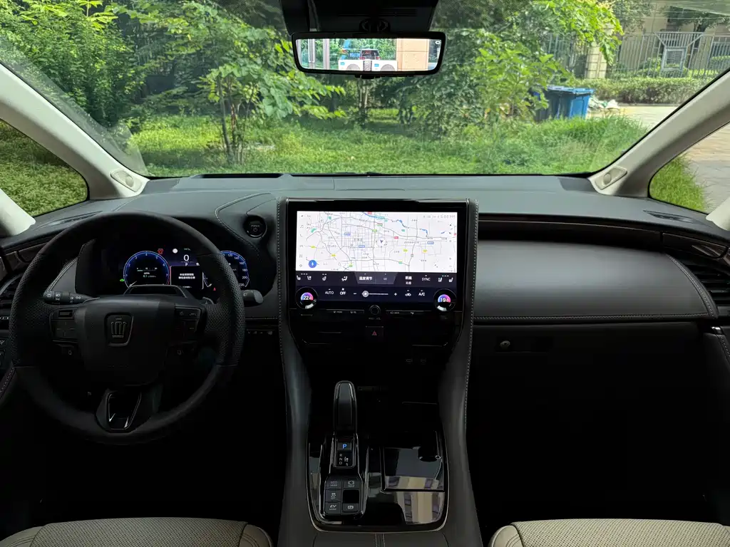 Toyota Vellfire 2025 — фото 12