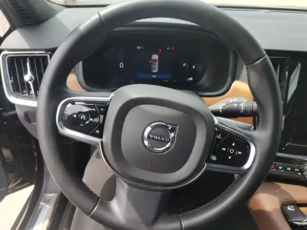 Volvo S90 2024