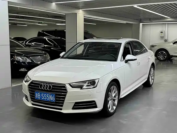 Audi A4L 2018
