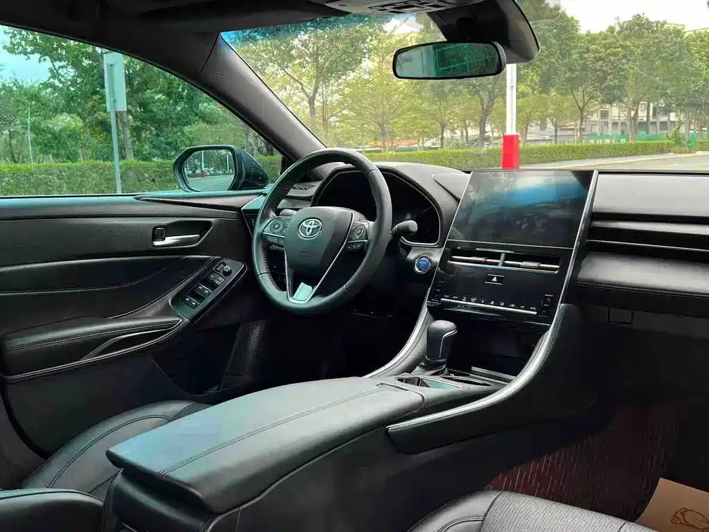 Toyota Avalon 2023 — фото 11