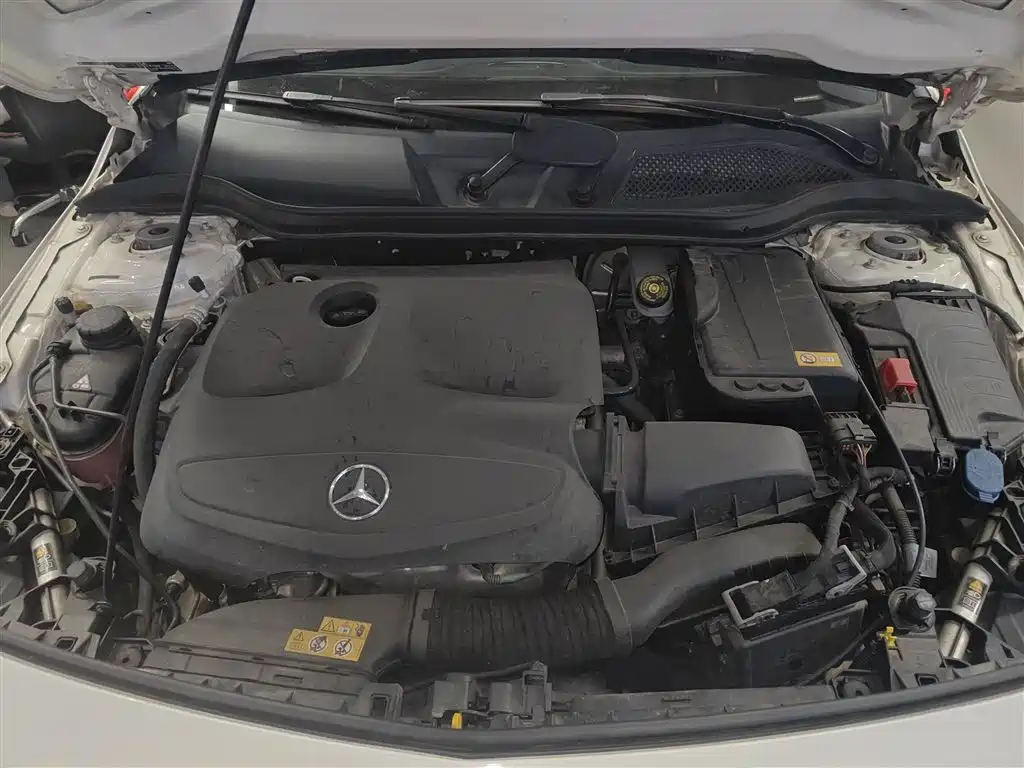 Mercedes-Benz A-Class 2015 — фото 20