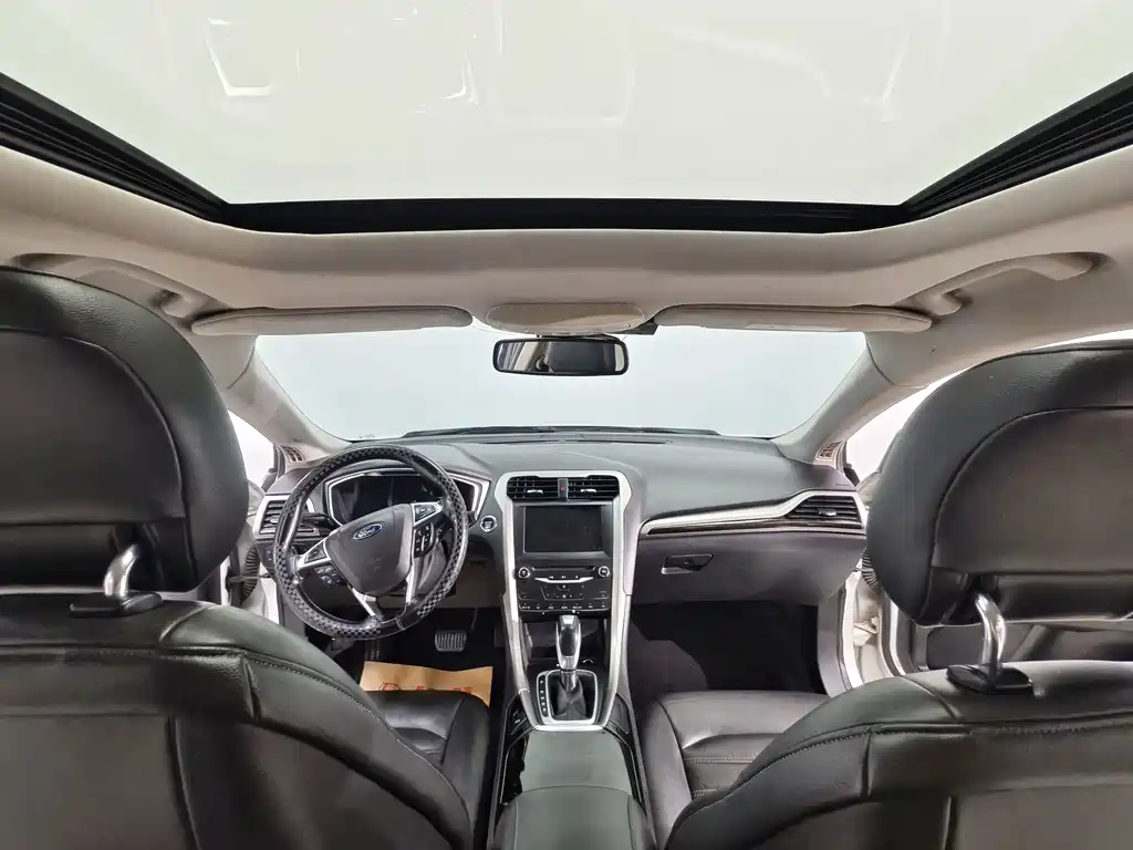 Ford Mondeo 2015 — фото 10