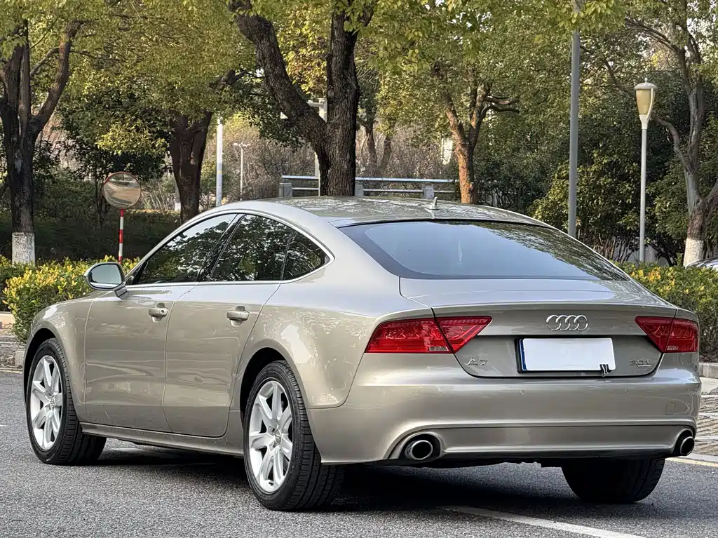 Audi A7 2012 — фото 4