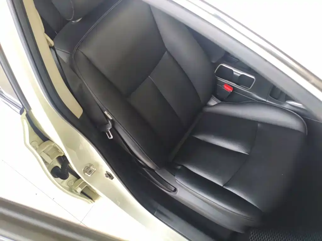 Nissan Sylphy 2022 — фото 25