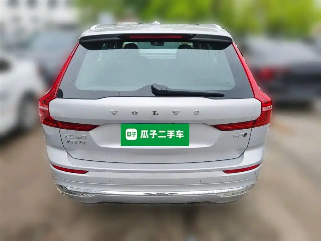 Volvo XC60 2024 — фото 10