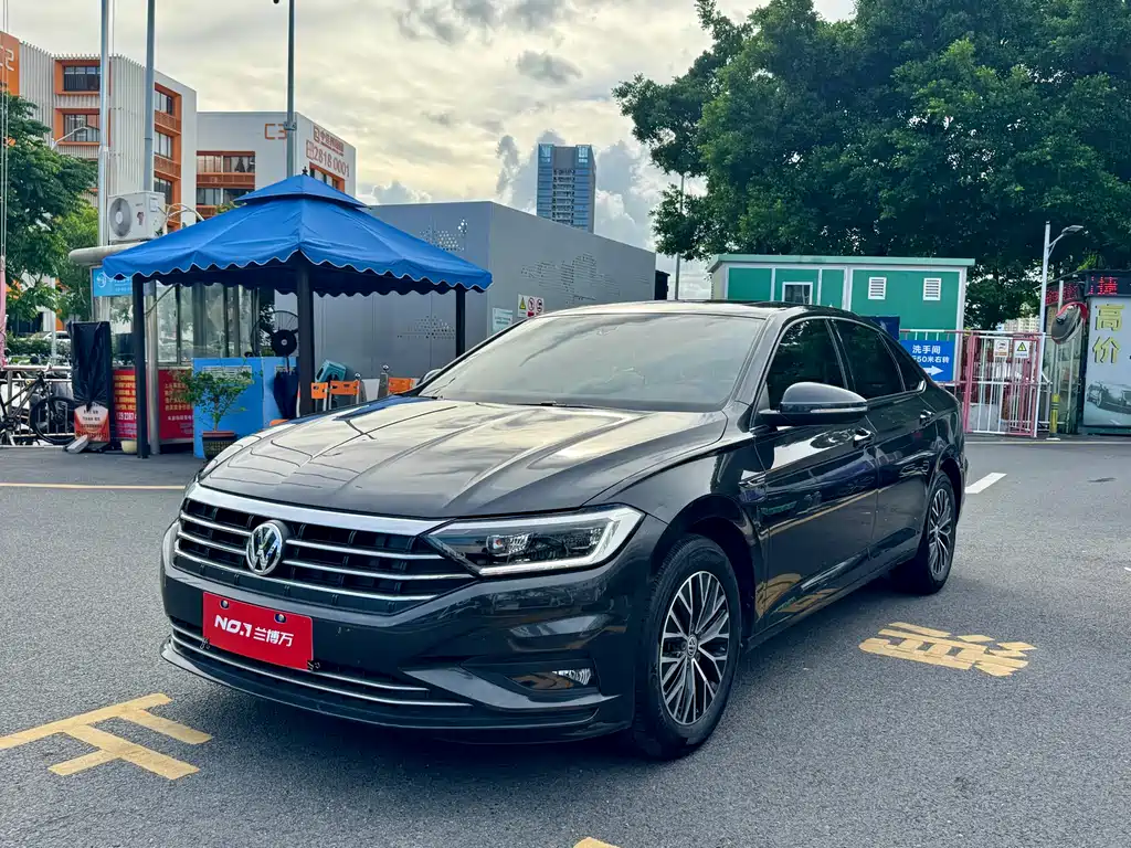 Volkswagen Sagitar 2021