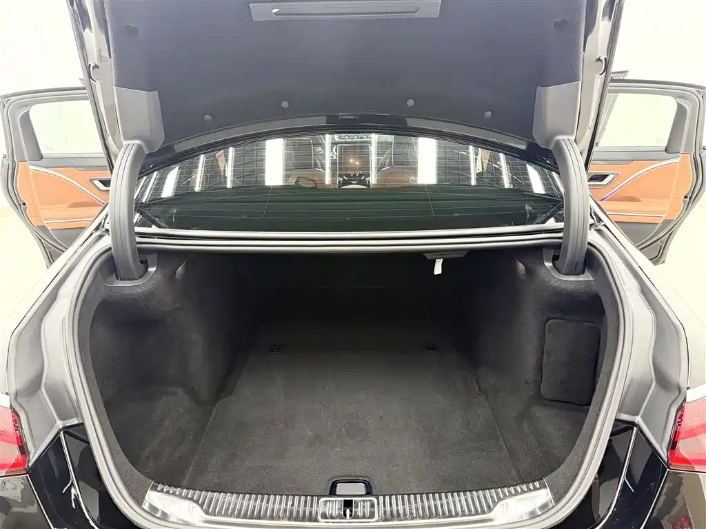 Mercedes-Benz S-Class 2022 — фото 23