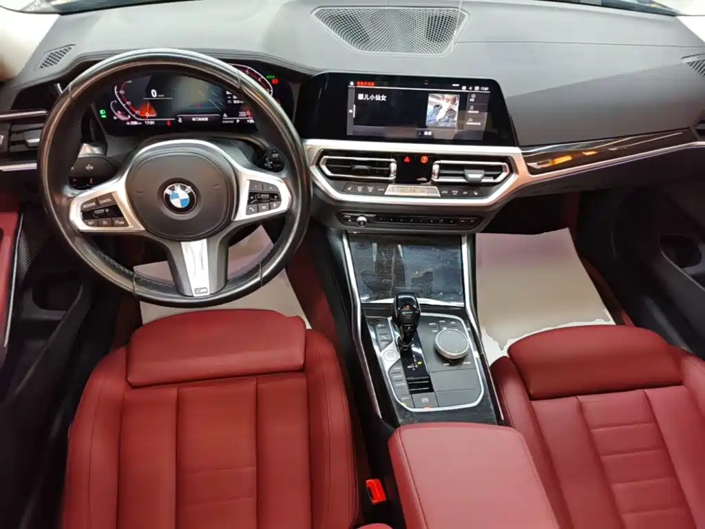 BMW 3 Series 2021 — фото 10