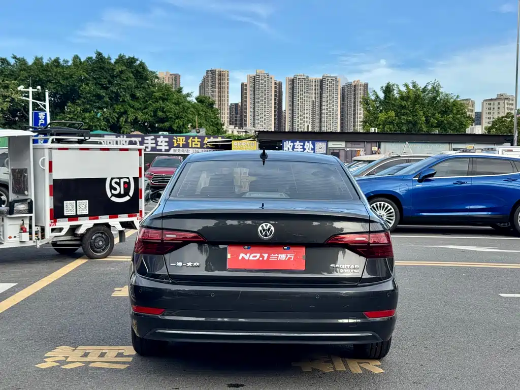 Volkswagen Sagitar 2021