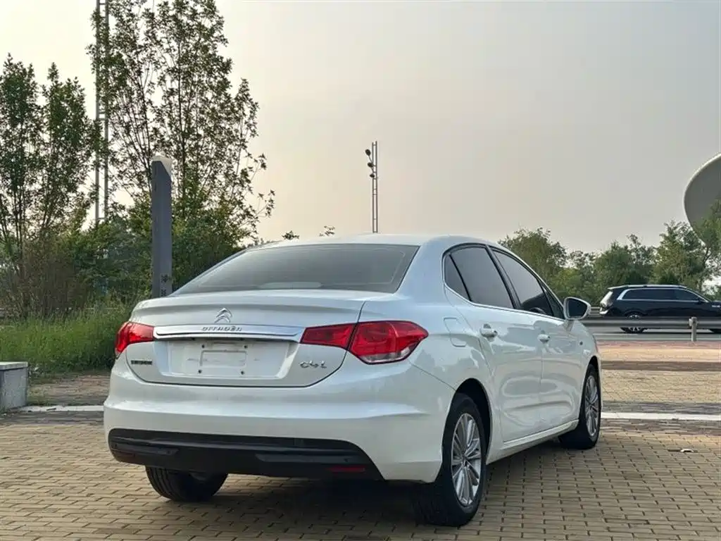 Citroen C4L 2014