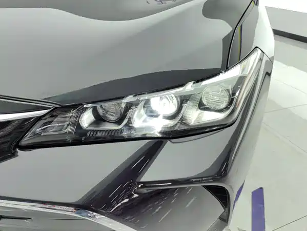 Toyota Avalon 2020