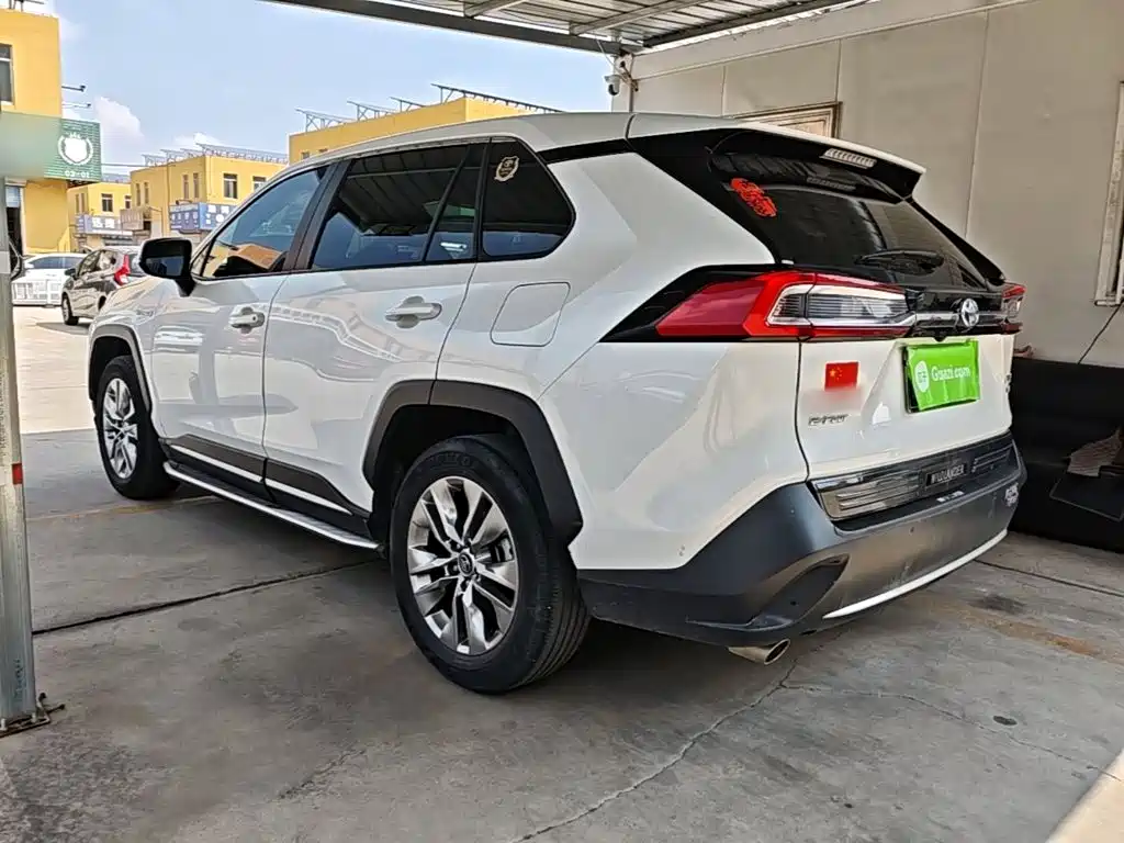 Toyota Wildlander 2021 — фото 23
