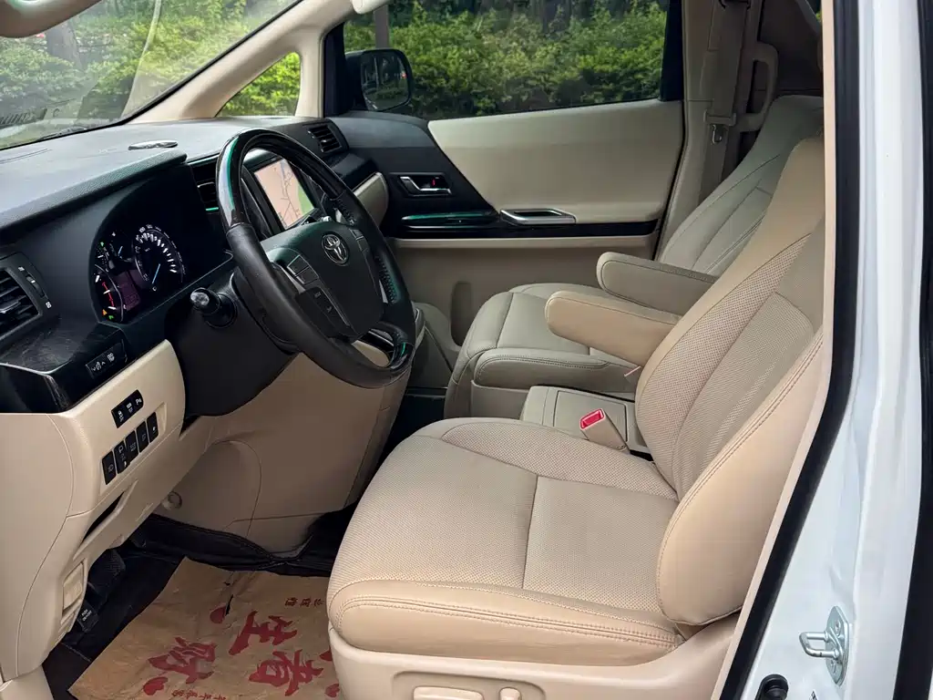 Toyota Alphard 2013 — фото 10
