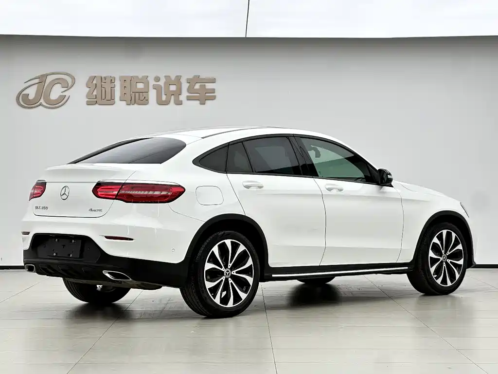 Mercedes-Benz GLC Coupe 2018 — фото 4