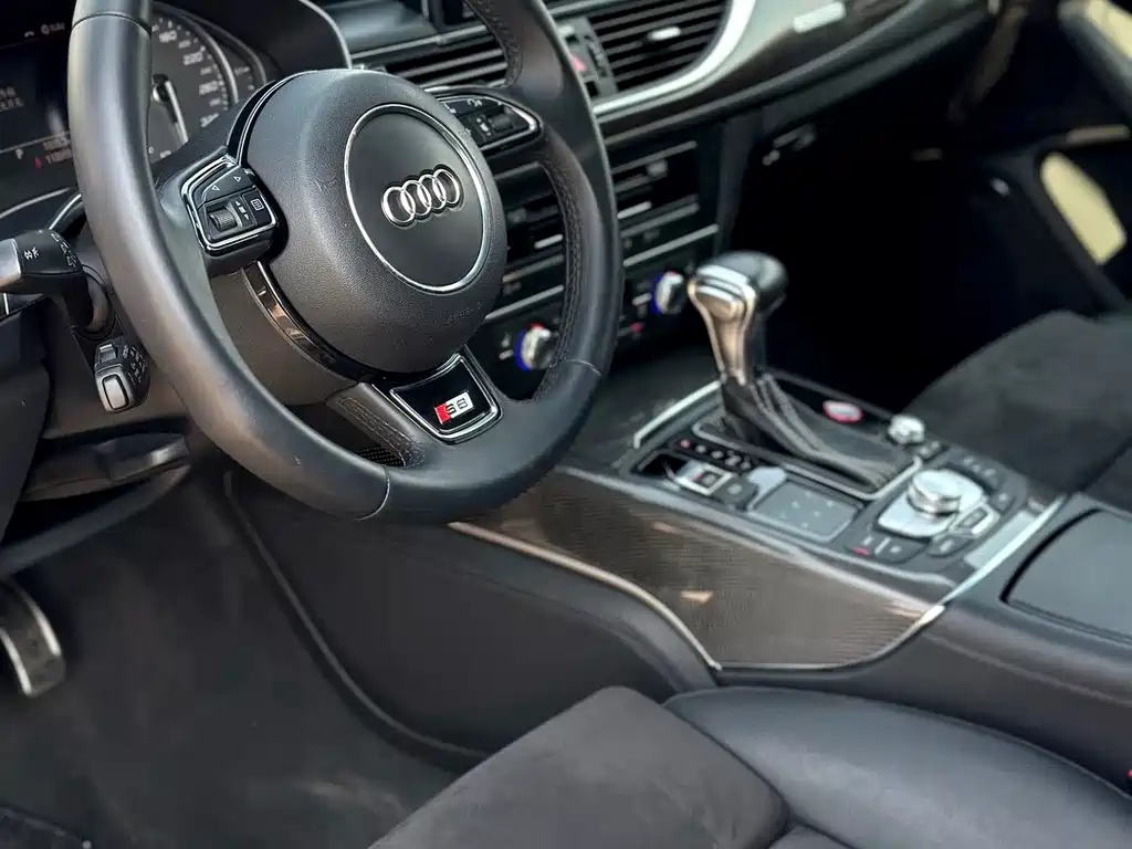 Audi S6 2013 — фото 13