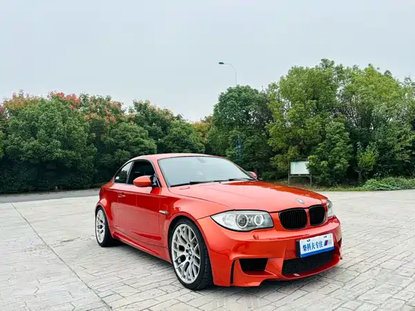 BMW 1 Series M 2011