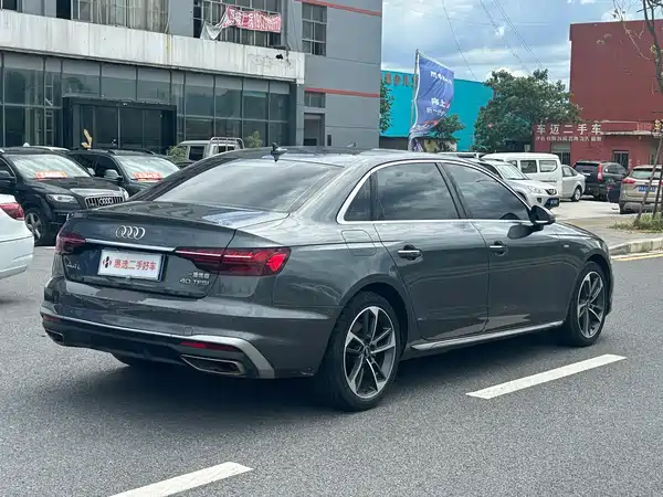 Audi A4L 2023