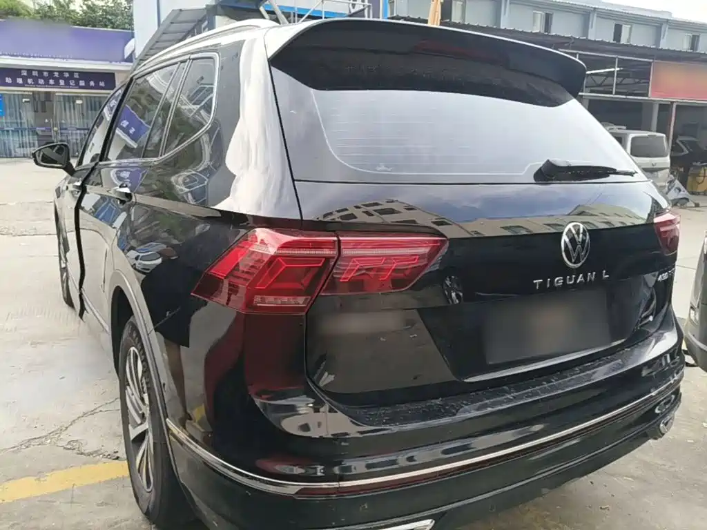 Volkswagen Tiguan L PHEV 2023