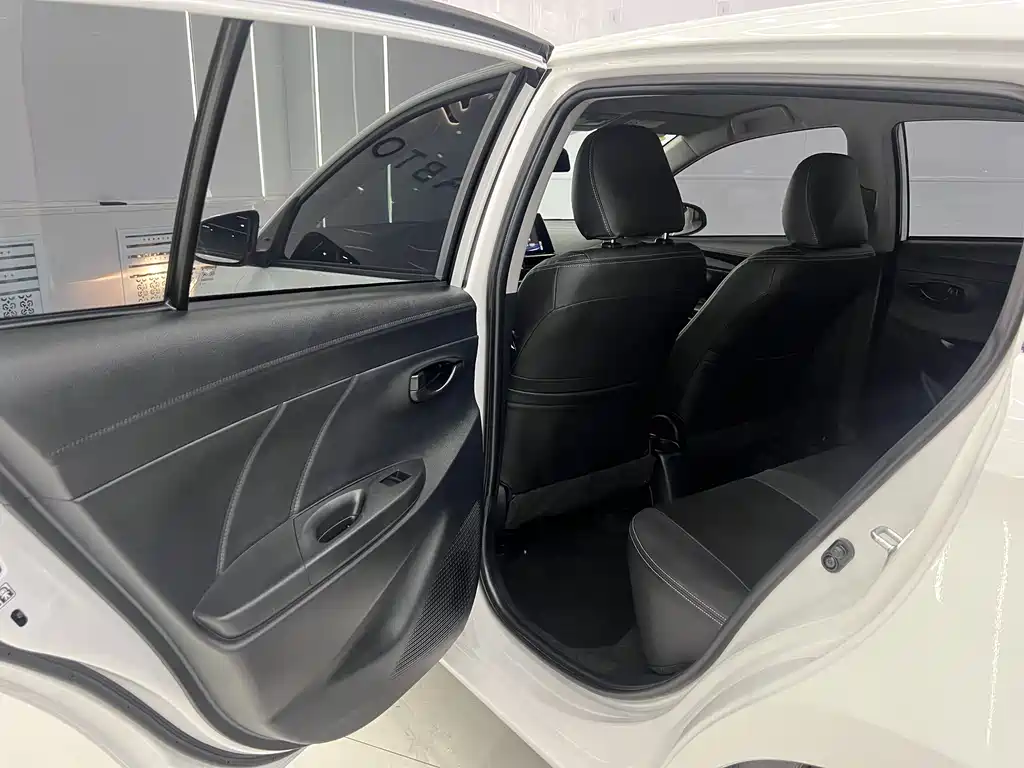 Toyota Vios FS 2023 — фото 13