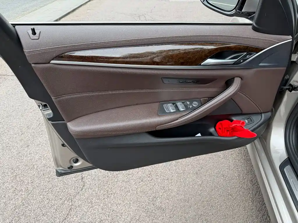 BMW 5 Series 2020