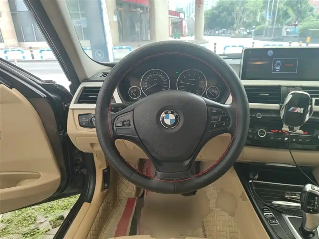 BMW 3 Series 2014 — фото 11
