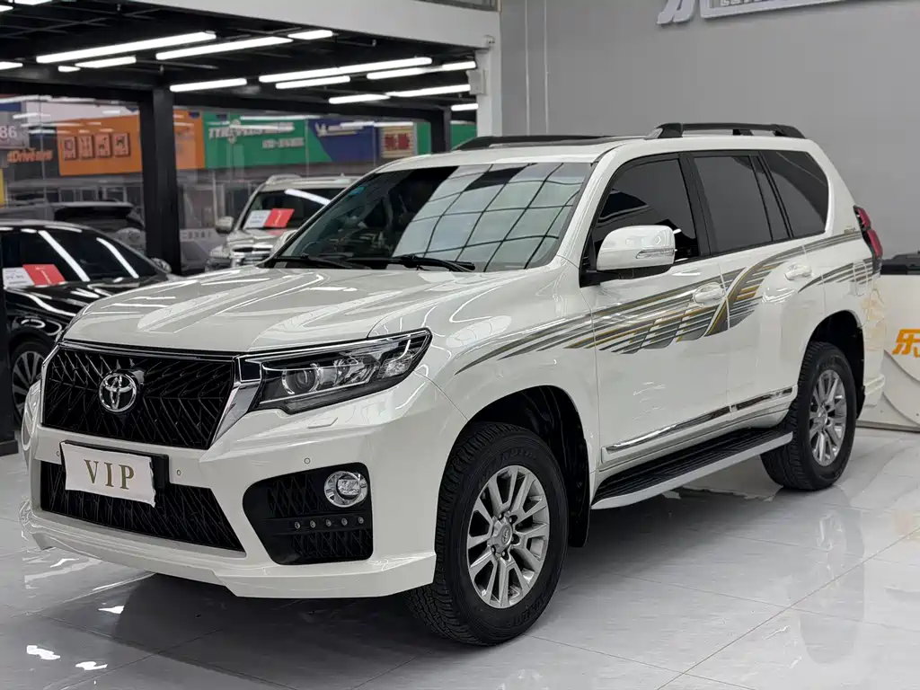 Toyota Prado 2020 — фото 1