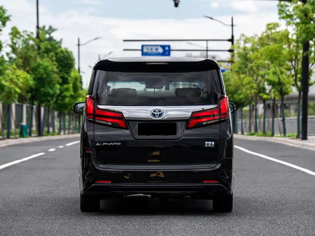 Toyota Alphard 2019 — фото 2