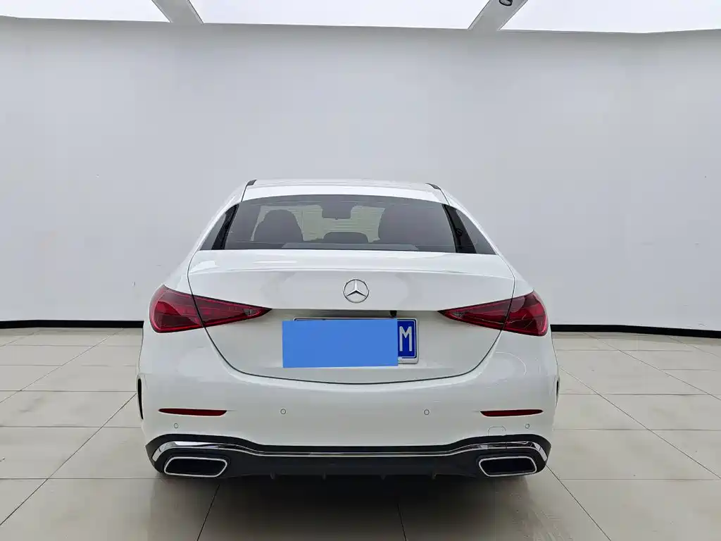 Mercedes-Benz C-Class 2023 — фото 8