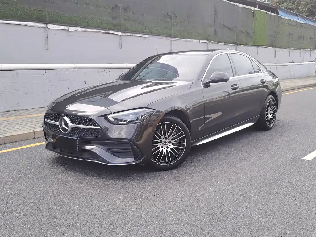 Mercedes-Benz C-Class 2024