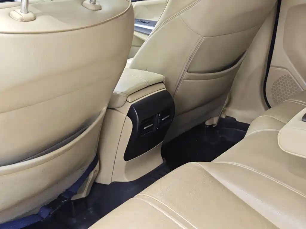Honda Crosstour 2013 — фото 24